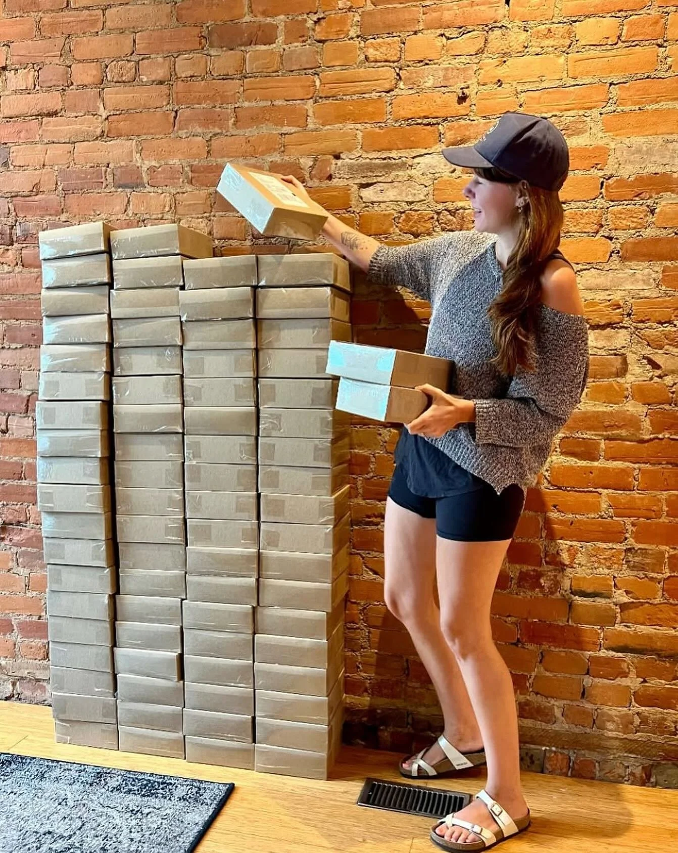 ✨ US Shipping Update ✨

We&rsquo;re happy to share that we are continuing with US shipping! 🇺🇸

All orders head out with FedEx International DDP (delivered duty paid), which means we cover taxes &amp; duties upfront. 

Due to this, shipping is a fl