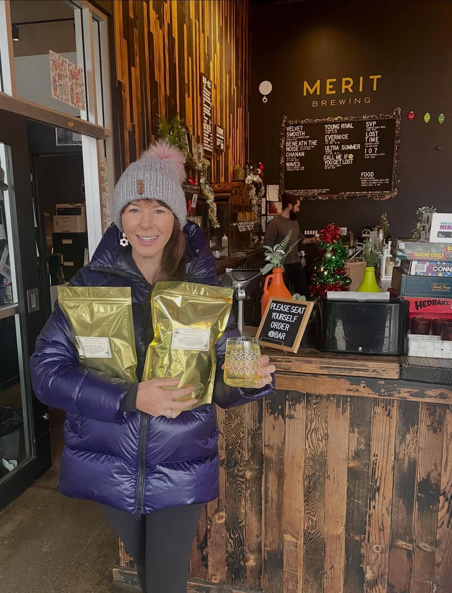 🍺New Collab Alert!☕️🎉

You can now find our tea at @meritbrewing in two new ways!

☕️ You can now enjoy a hot cup of our bestselling Cream Earl Grey in our plant based biodegradable pyramid tea bags. A lovely option after dinner or for a non-alcoho
