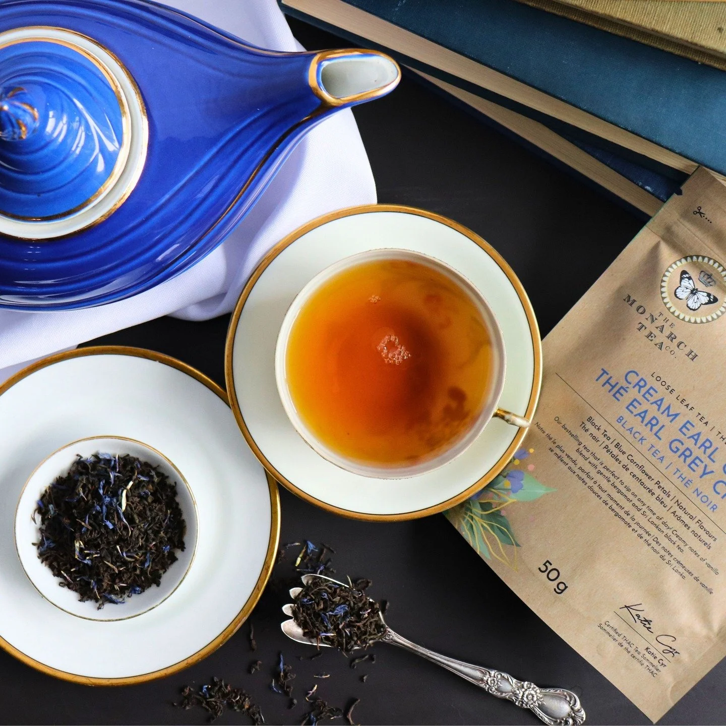 Friday afternoons call for a cozy cup of Cream Earl Grey❤️

What's in your teacup today?

📸: @teawithjann 

#tea #teasommelier #canadianmade🇨🇦