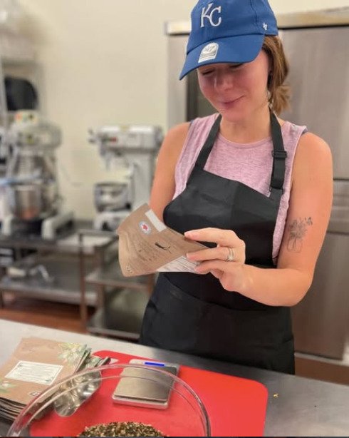 🎉Iced Tea Time!🎉

We're getting ready for Wellness Wednesdays at Bayfront this July 22 from 5-9pm !

We're serving iced tea all night including our brand new Strawberry Kiwi iced tea &amp; Iced Peach Pie Green!

This free event includes:

 Sunset Y