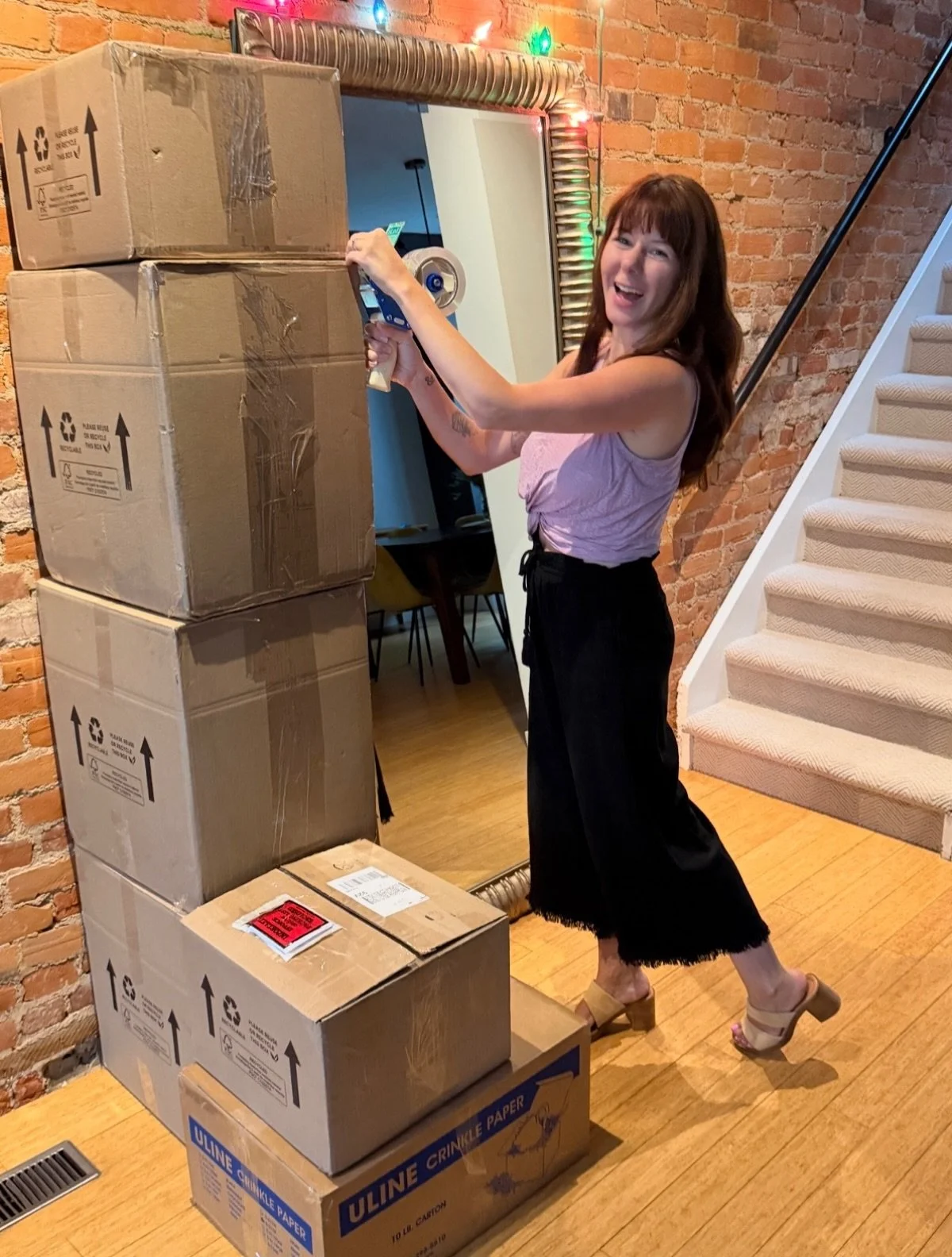 📦📦 At the end of August I packed up one of our largest retailer wholesale orders to date and shipped it off across Canada.

So honoured &amp; excited to announce that you can now find over 65 varieties of Monarch Tea Co. At the stunning @sabayons.v