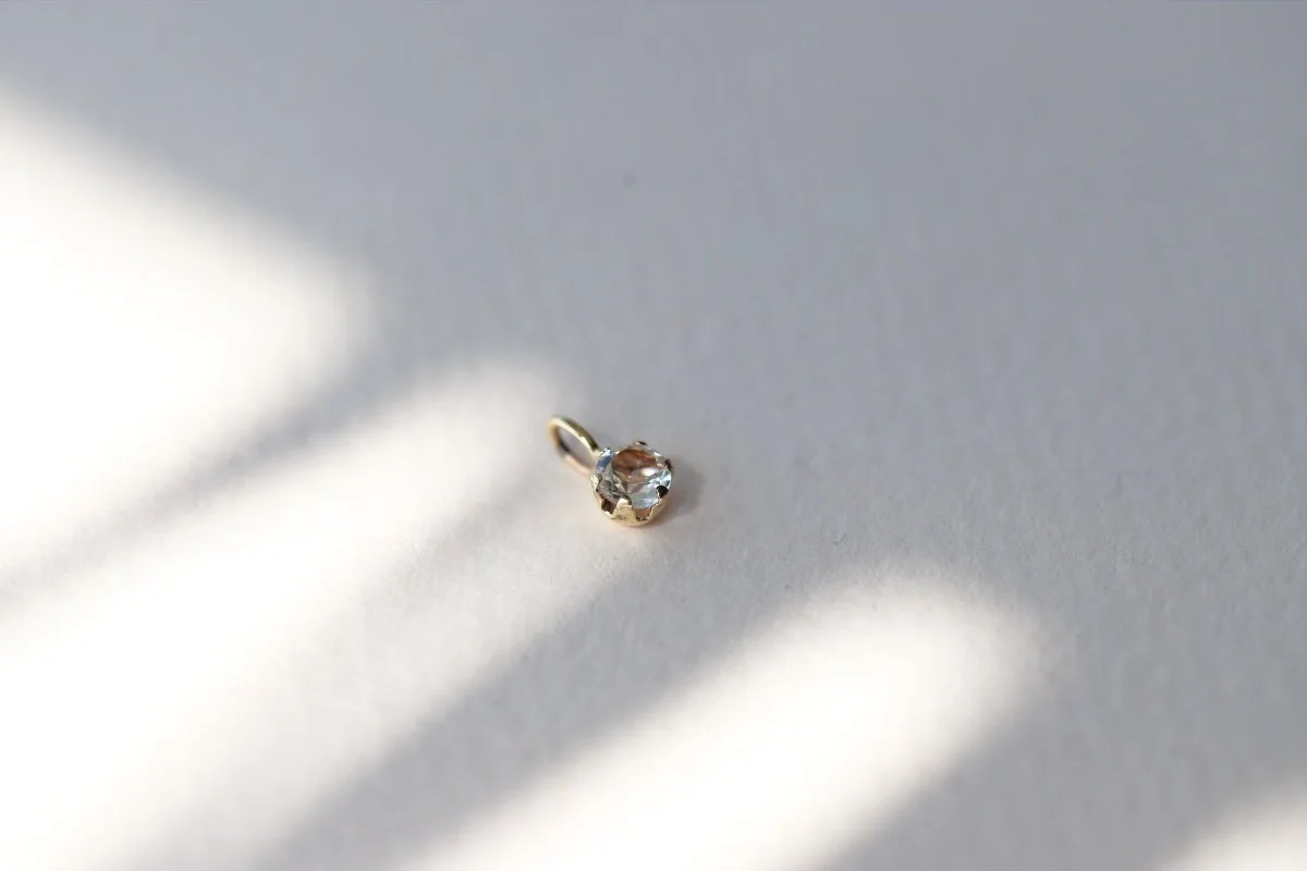 WHITE TOPAZ 21.jpg