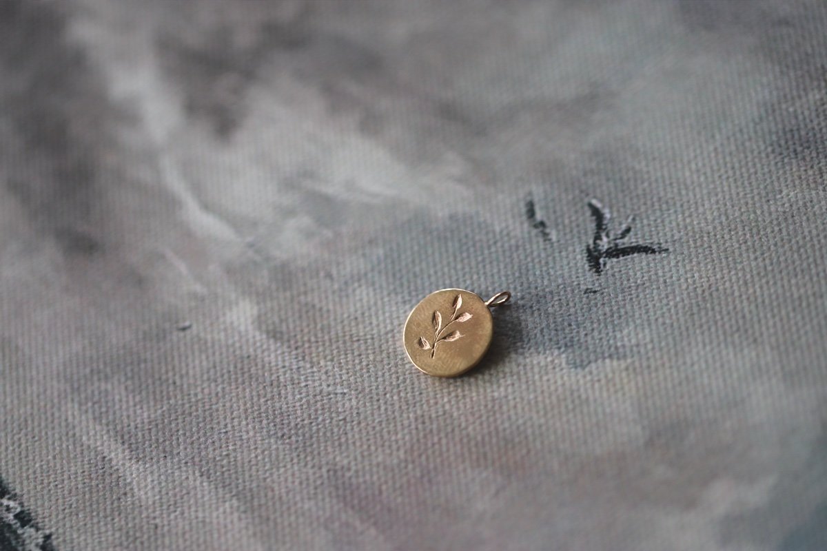 Botanical Disc Pendant 1.jpg