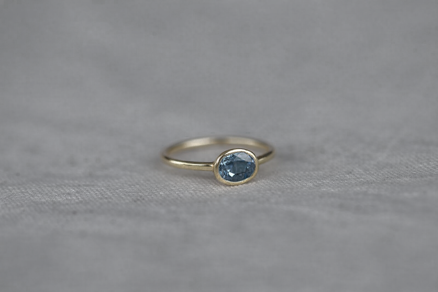 blue+sapphire+ring+.png