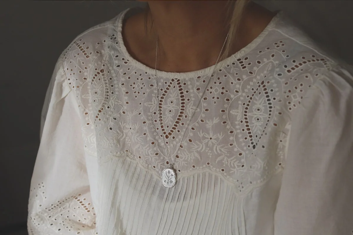 M OSTARA SILVER 1.jpg