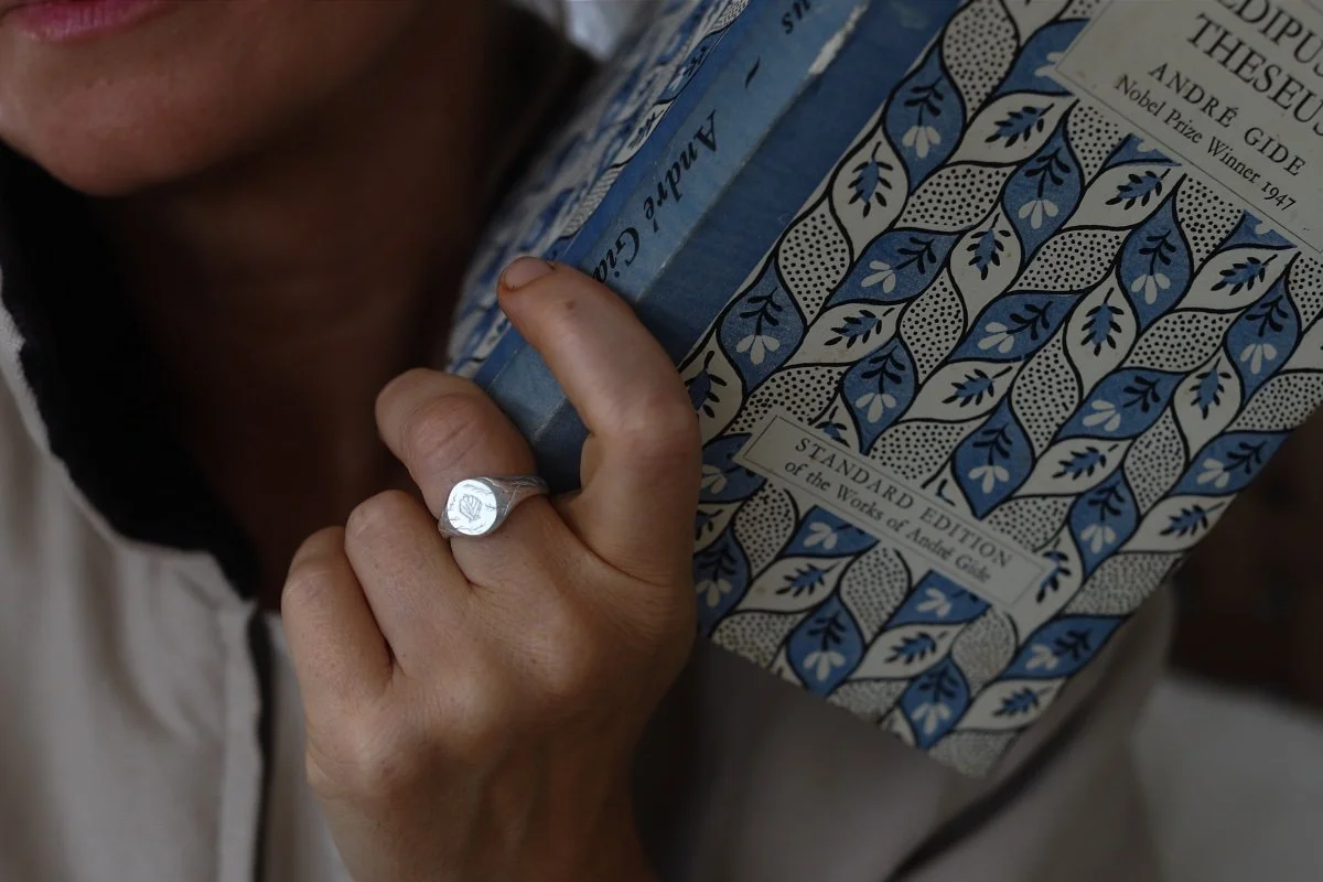 signet silver 16.jpg
