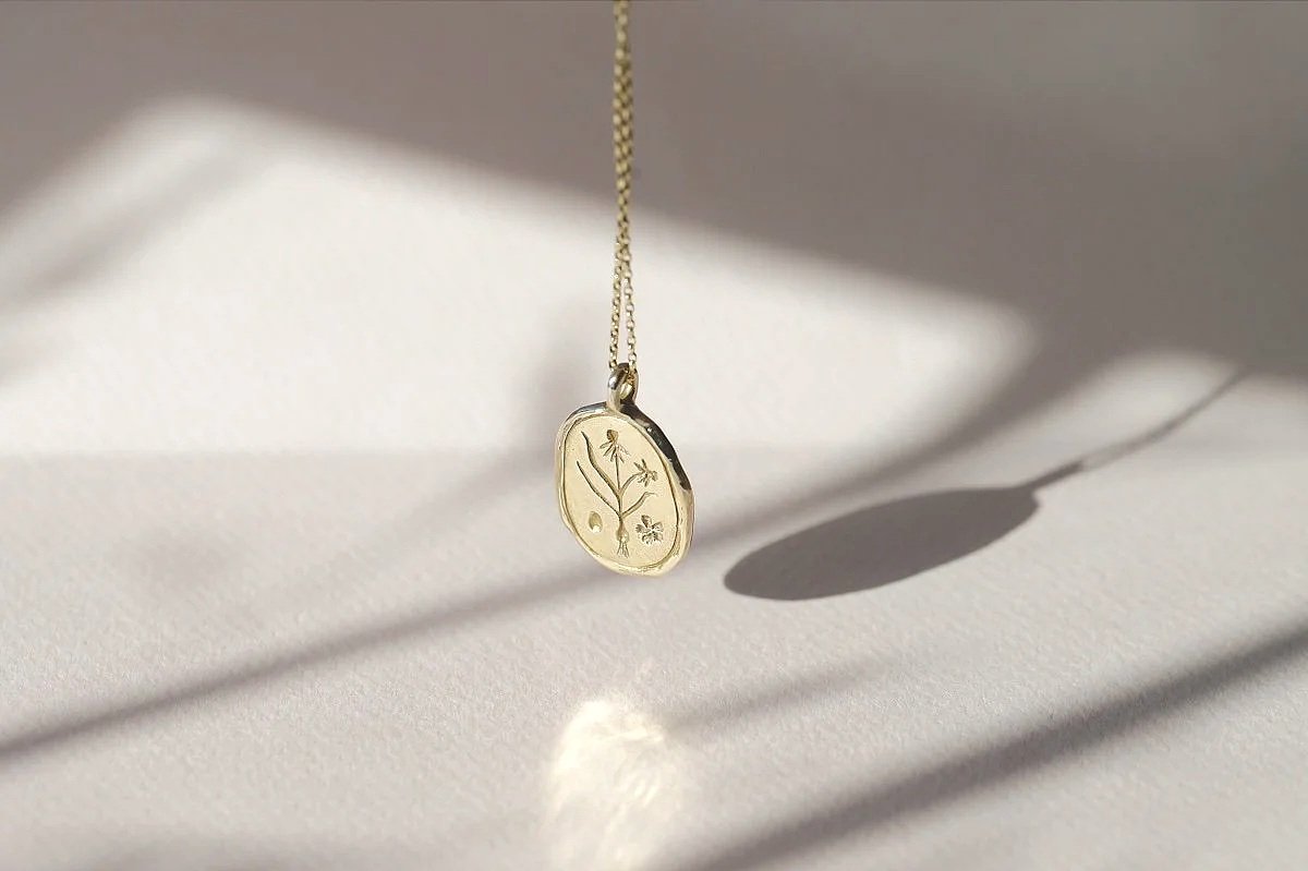 Spring Equinox ~ Wild Narcissus talisman Ostara necklace, 9ct Gold