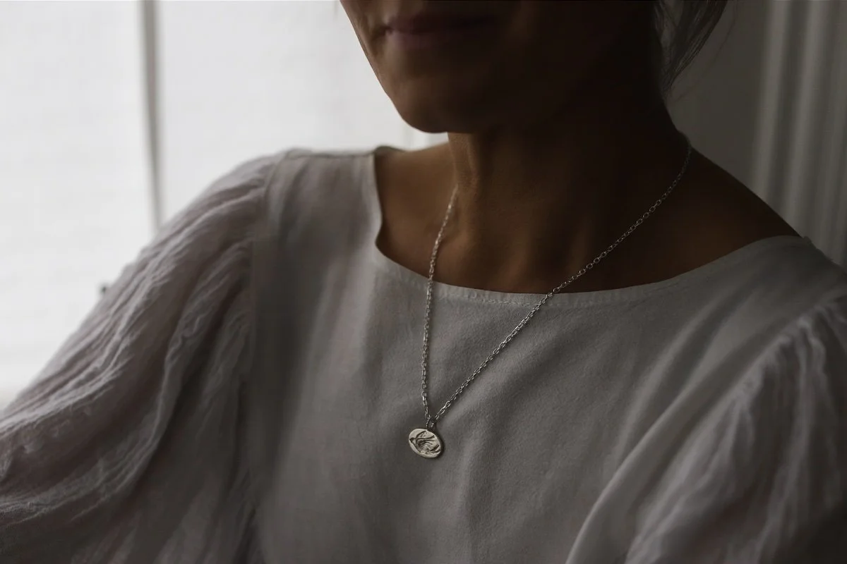 swallow necklace model 4.jpg (Copy)