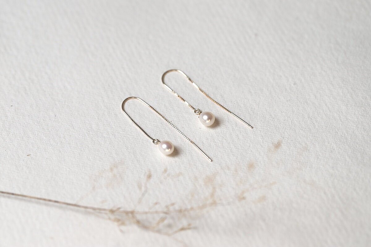 Pearl Teardrop gold earrings
