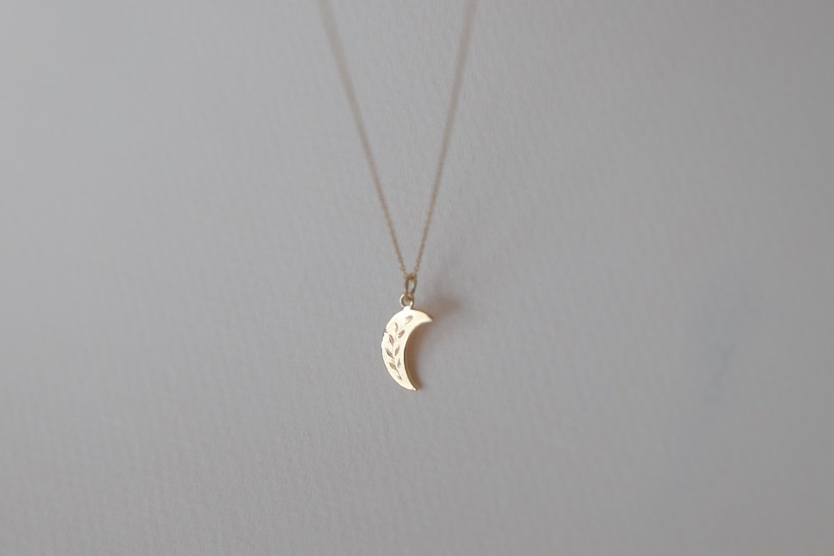 gold cresc ent moon 4.jpg