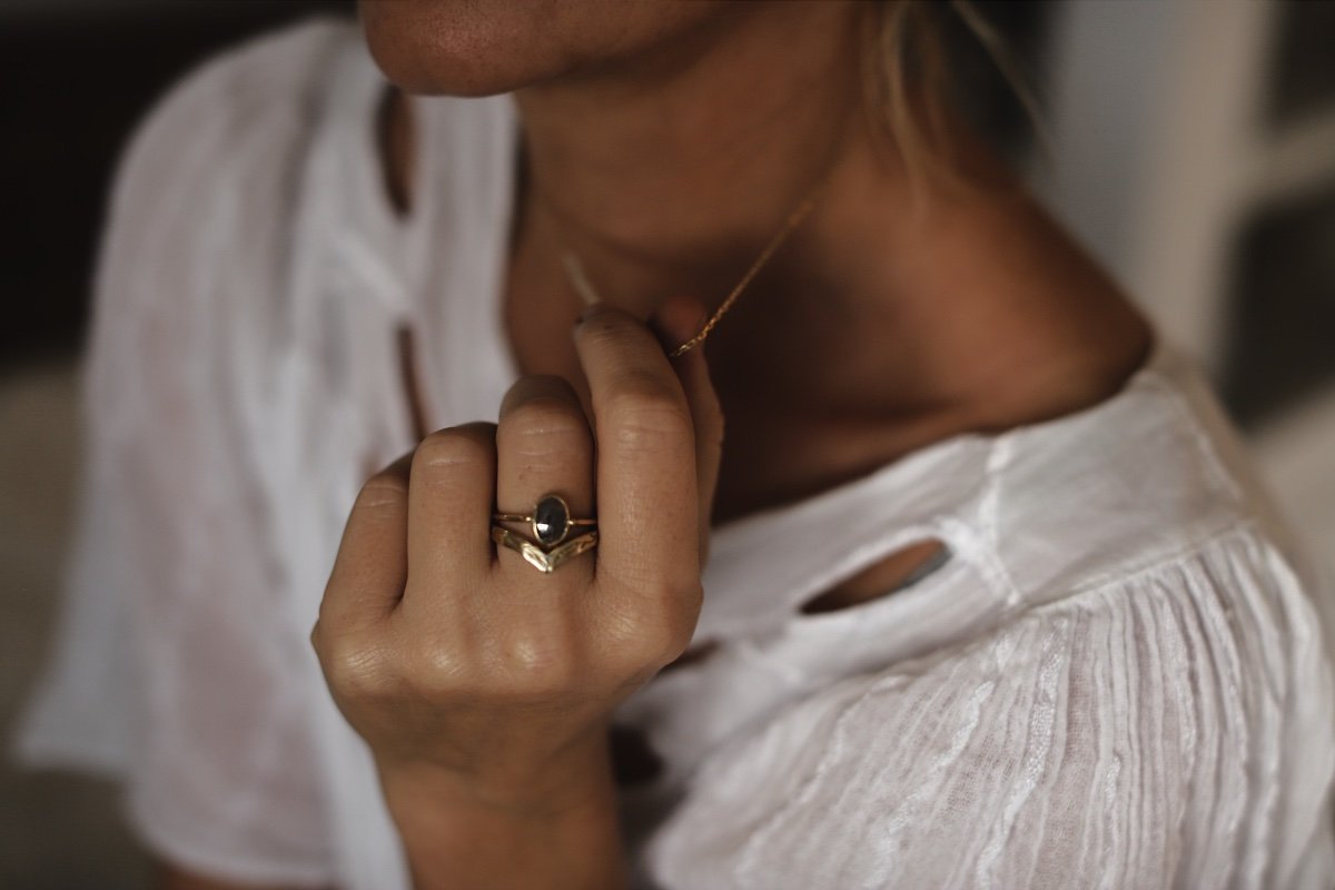 GREY DIAMOND RINGN MOD 1.jpg