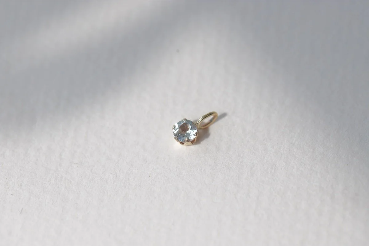 WHITE TOPAZ 1.jpg