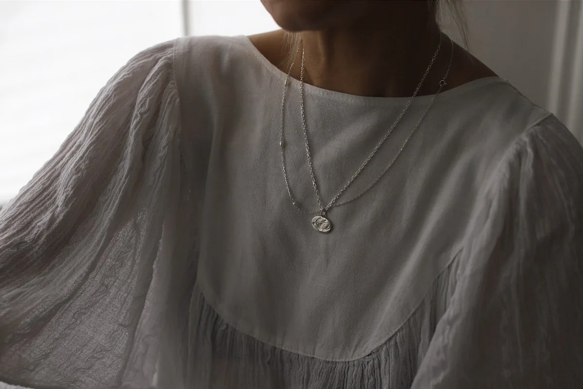 swallow necklace model 9.jpg