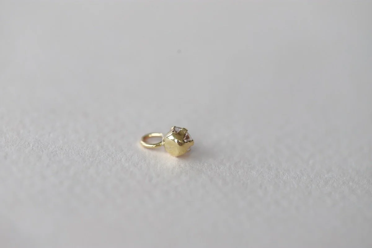WHITE TOPAZ 6.jpg