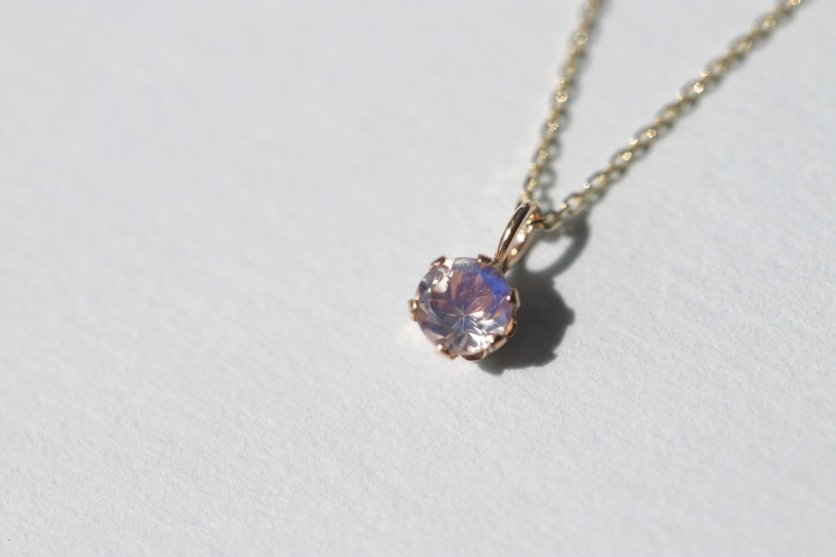 moonstone necklace 1.jpg