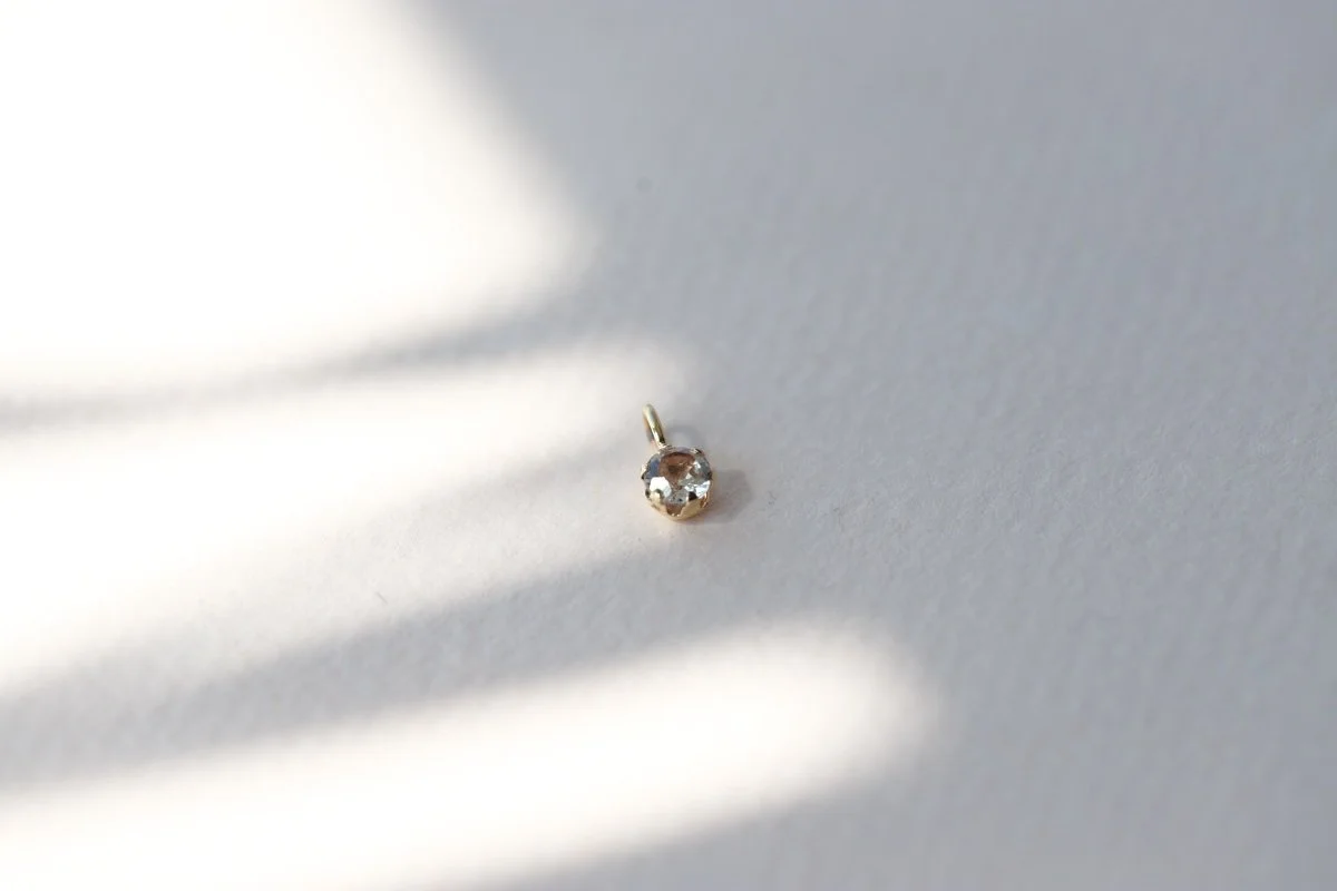 WHITE TOPAZ 20.jpg