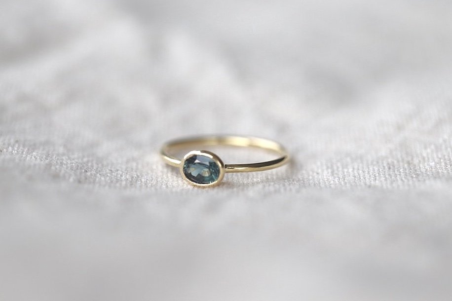 Teal Oval Sapphire Ring, Gold