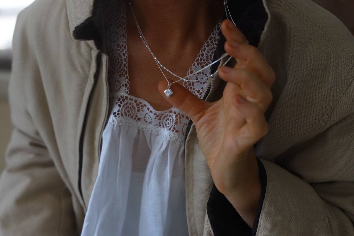 scallop bead chain 4.jpg