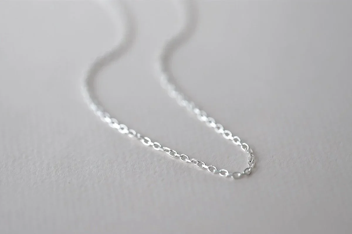 Heavy Diamond cut trace chain in Silver