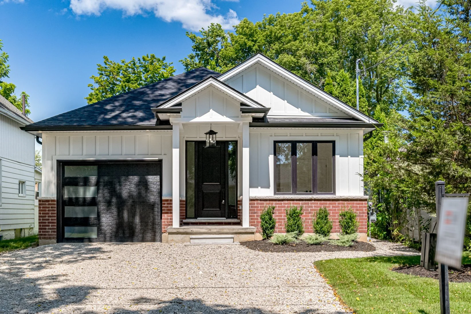 13 Charles St  APi360 web-01.jpg