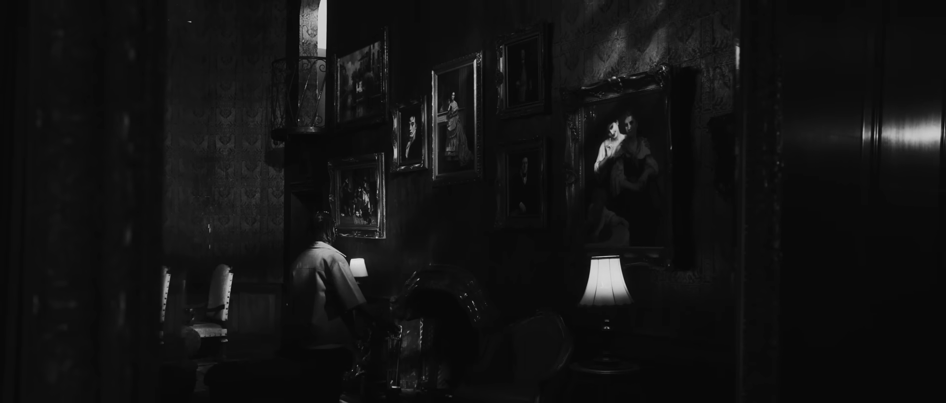 PUTAK - AMIRI (Music Short Film) 20-1 screenshot.png