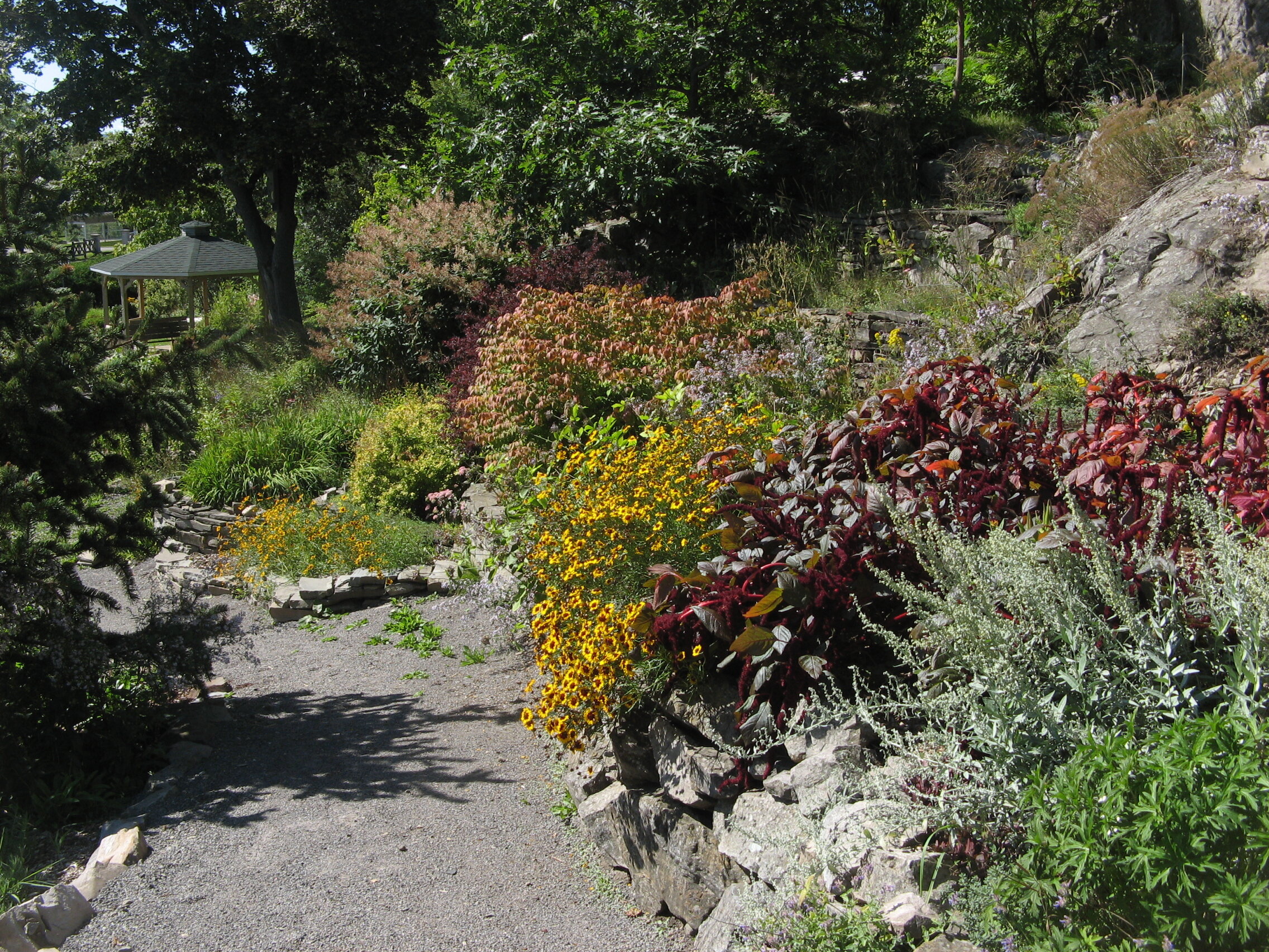 Sentier biodiversité_Pavillon.JPG