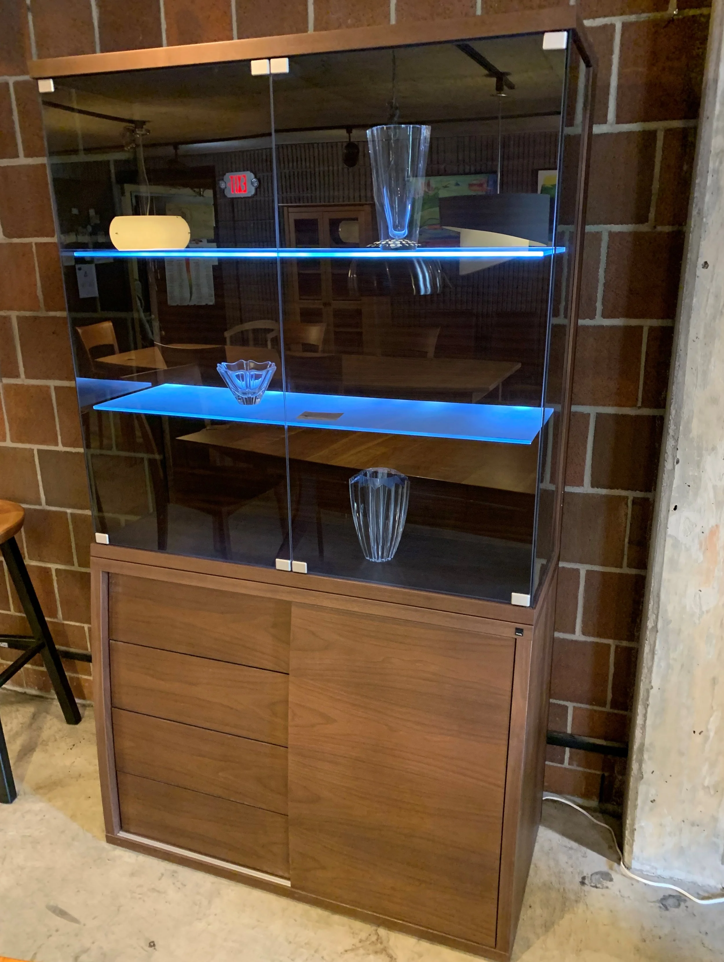 Walnut hutch 1.jpg