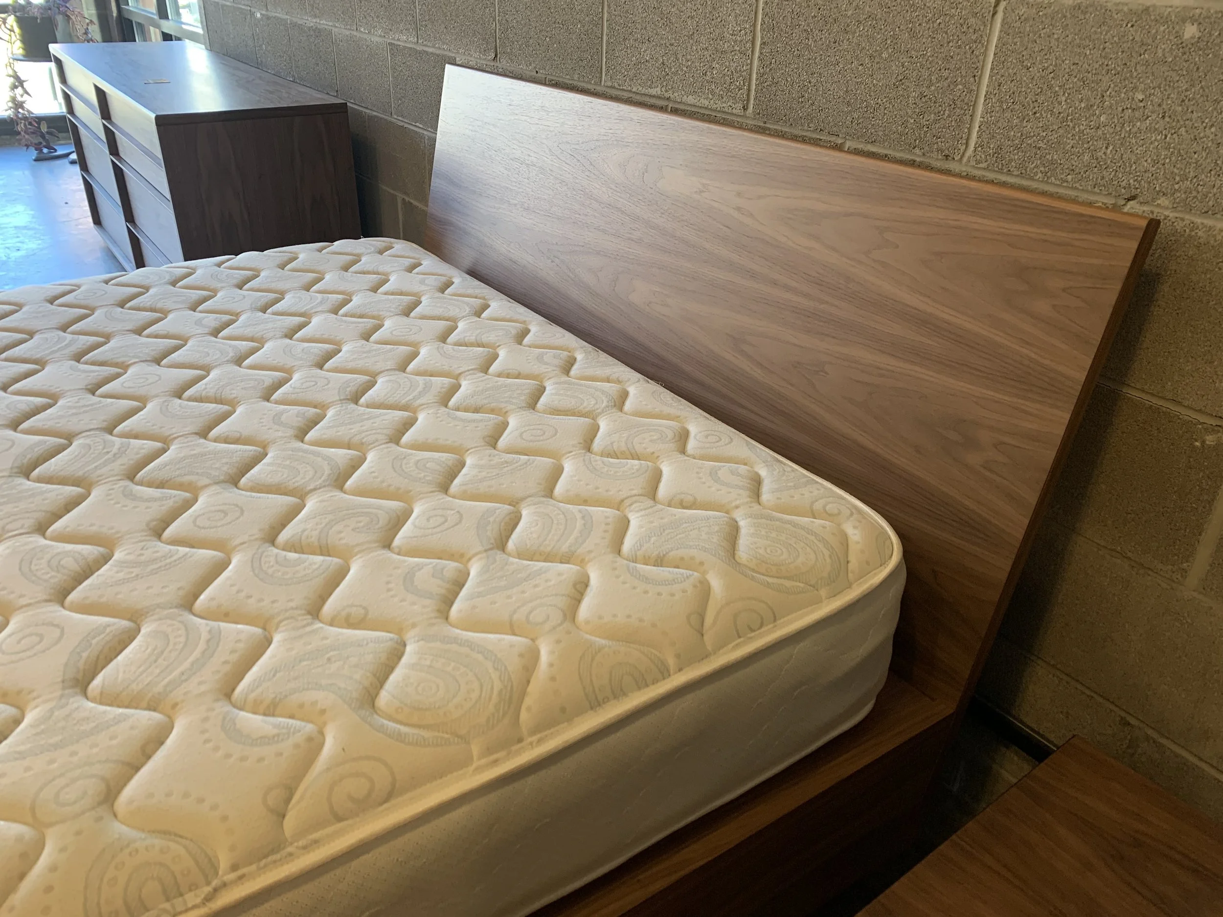 Urbana Queen Bed.jpg