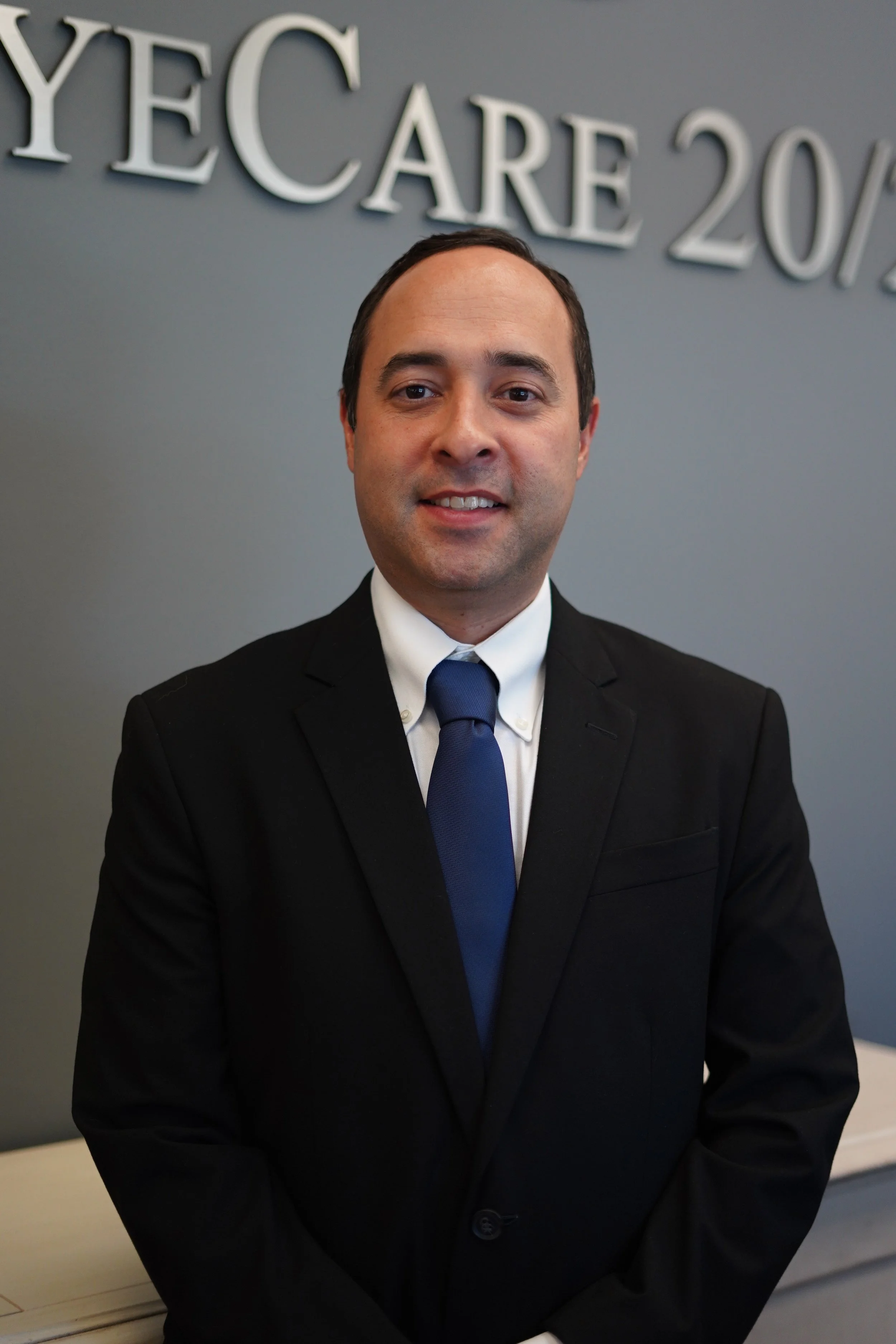 Dr. Arley G. Jaramillo, M.D. — EyeCare 20/20