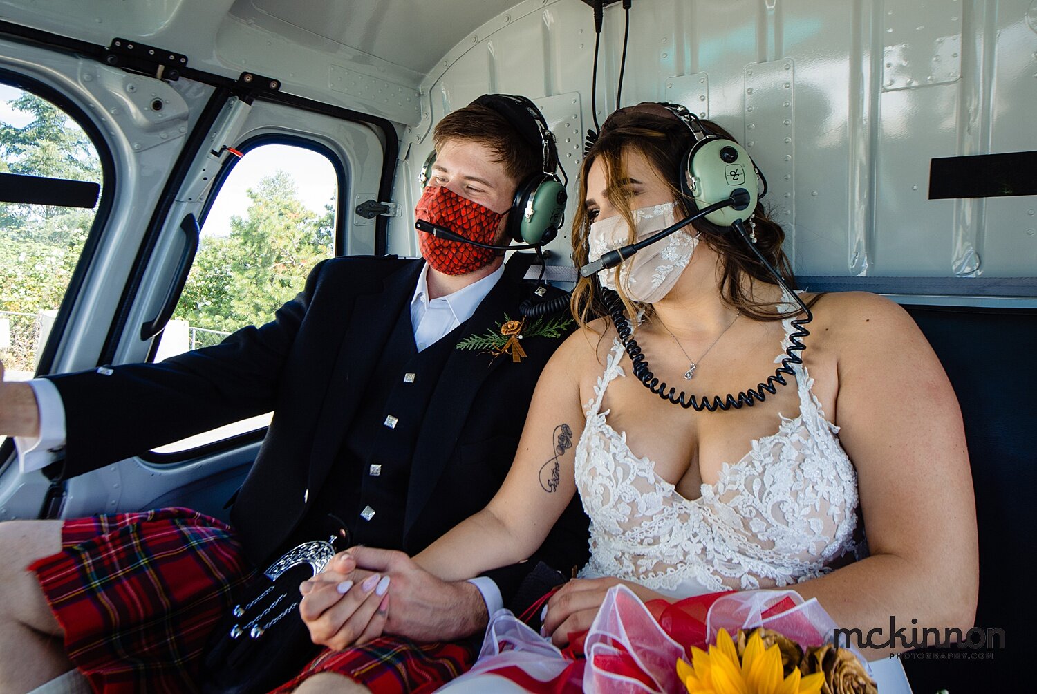 Comox-Valley-Helicopter-Wedding
