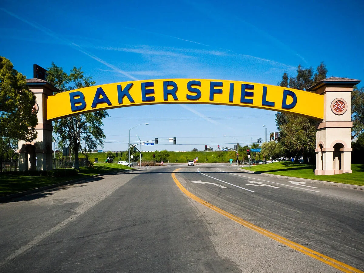 title-loans-bakersfield.jpg