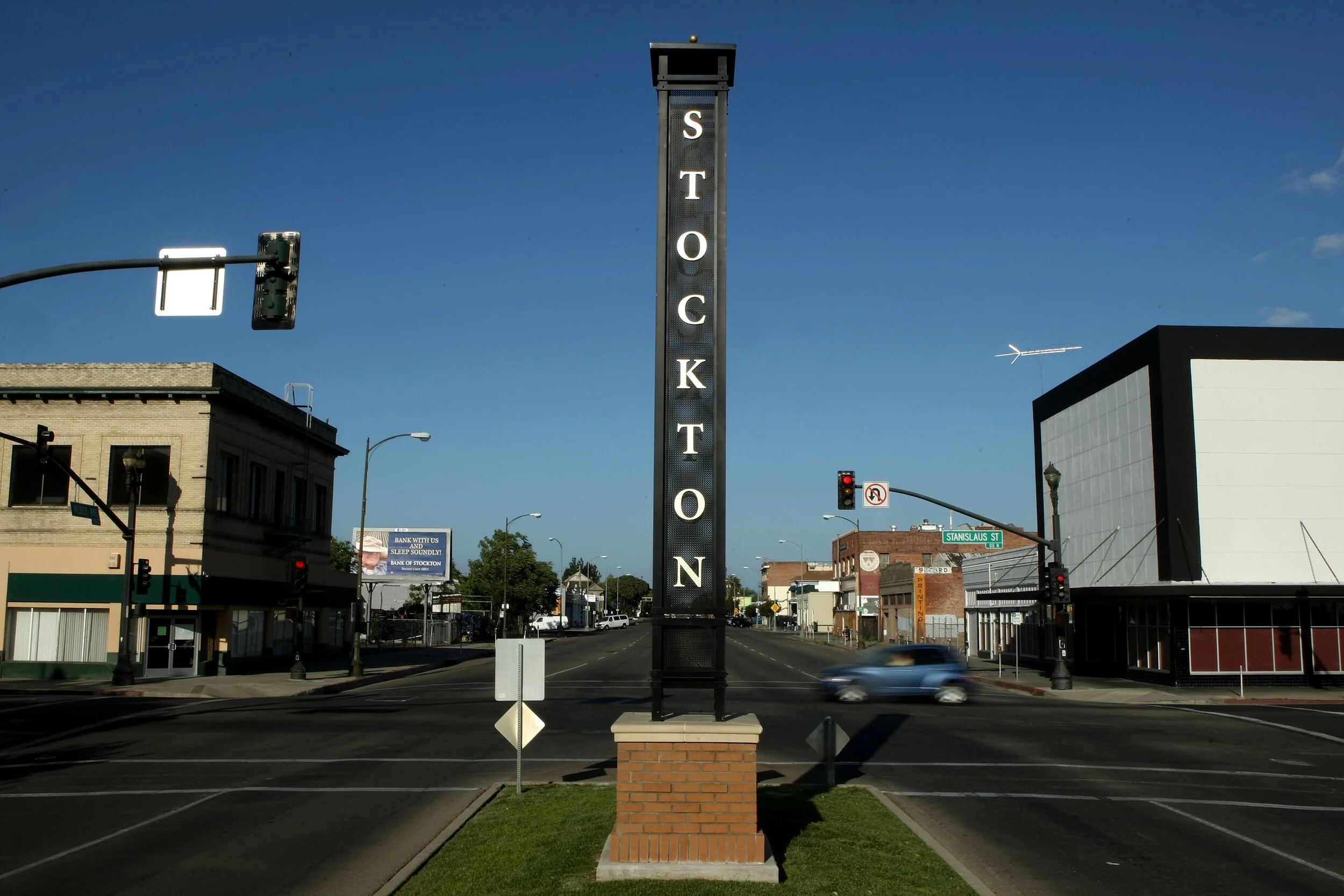 title-loans-stockton-ca.jpg