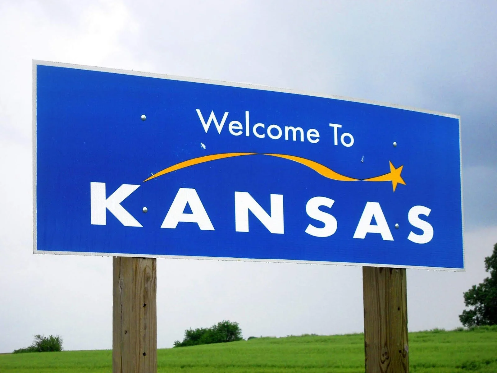 title-loans-kansas.jpg