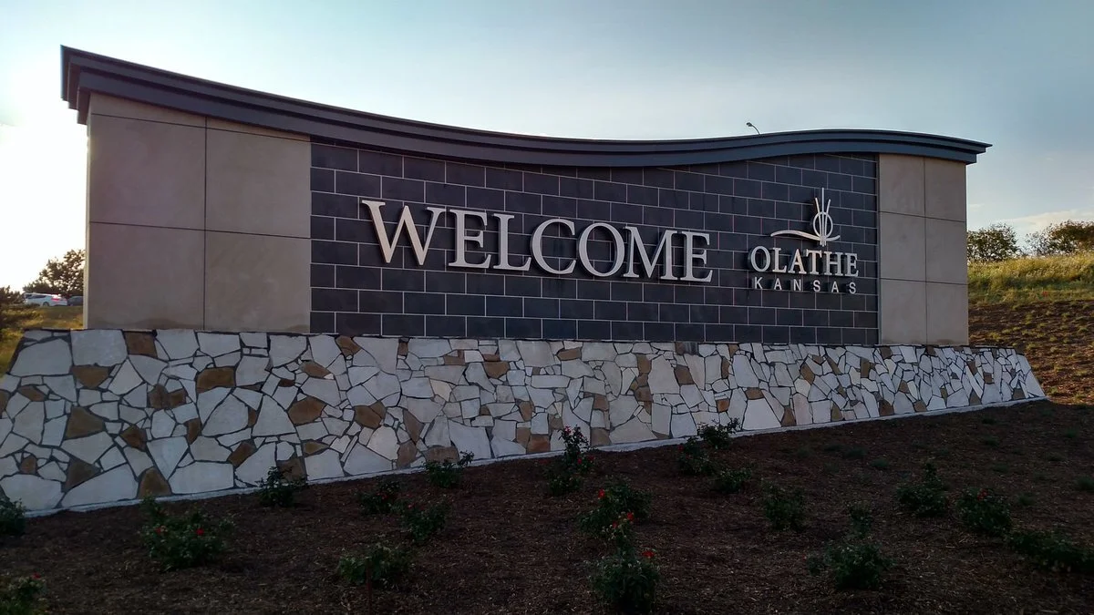 title-loans-olathe-ks.jpg