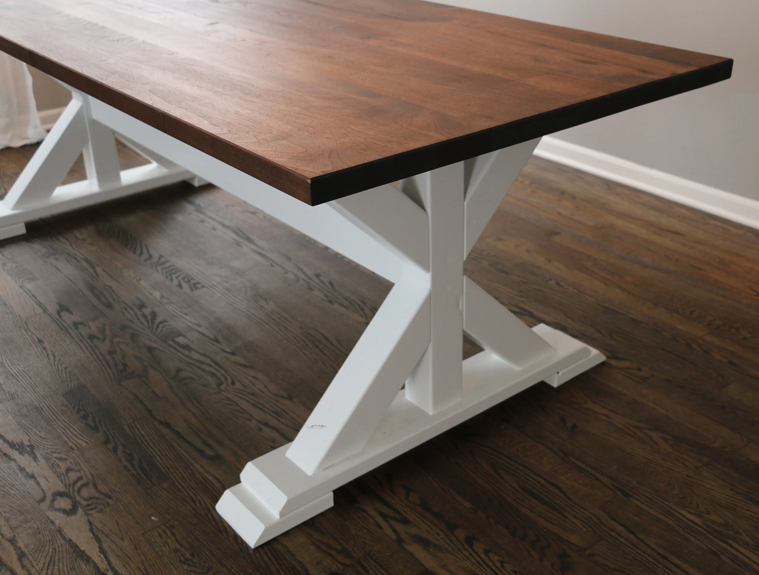 The Finch Family Table 