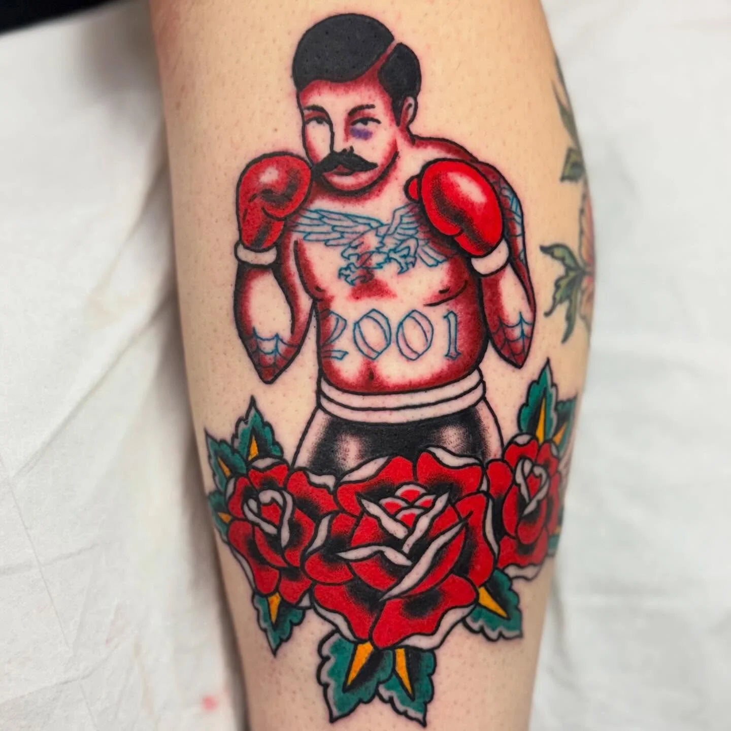 🥊 by @thegirl_igt #spokanetattoos #ironandgoldtattoo #traditionaltattoos
