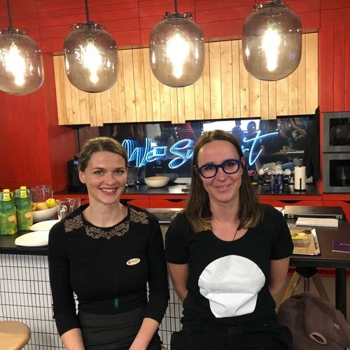 🎙️ Nemám vyštudovanú technickú školu. Ako sa môžem v IT vzdelávať? (Lucia Šicková, Pixel Federation)