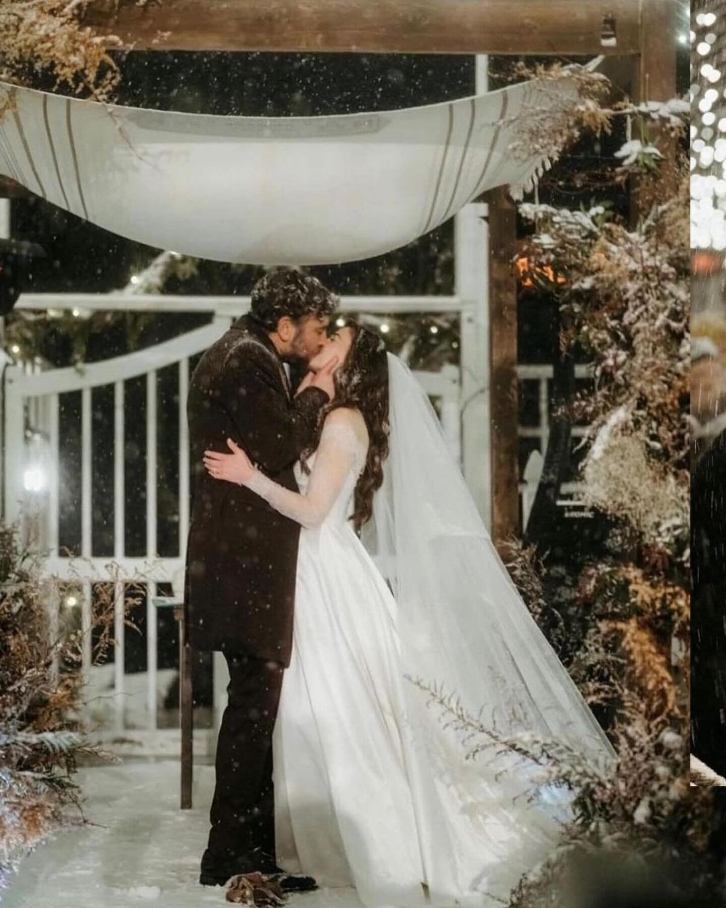 We are smitten over the How I Met Your Mother cast members @joshradnor Winter Wonderland Wedding Photos. So much love and so much beauty. 🤍 Congratulations to the happy couple 
@forgedinthenorth