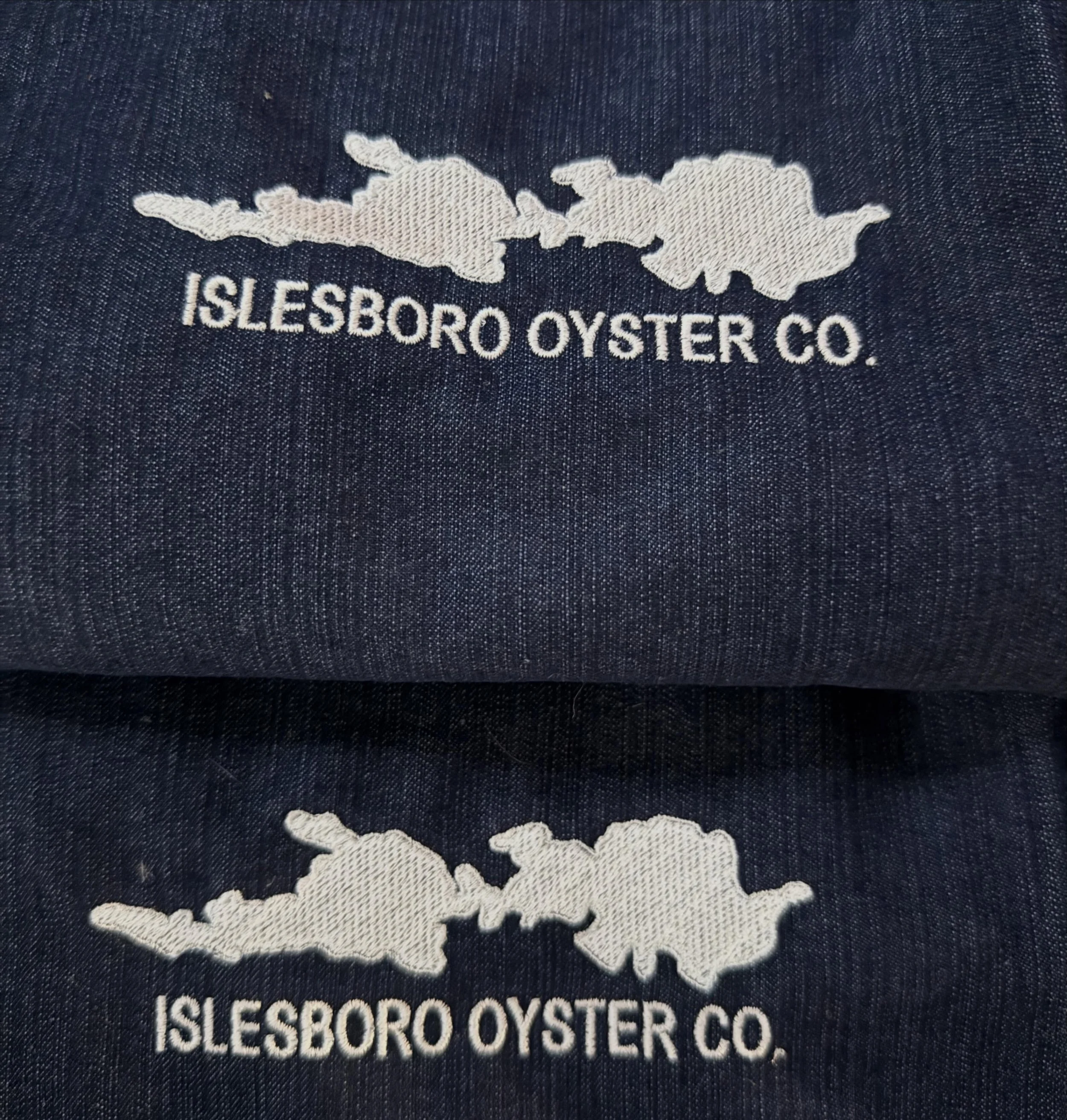 Got some new aprons!!!! Amy, the woman that made them for me, did such a good job! 
Now, I&rsquo;m just over here waiting on the custom PINK oyster knives (that seem to be taking forever) that I&rsquo;ve ordered. 

#oyster #oysterfarming #aquaculture
