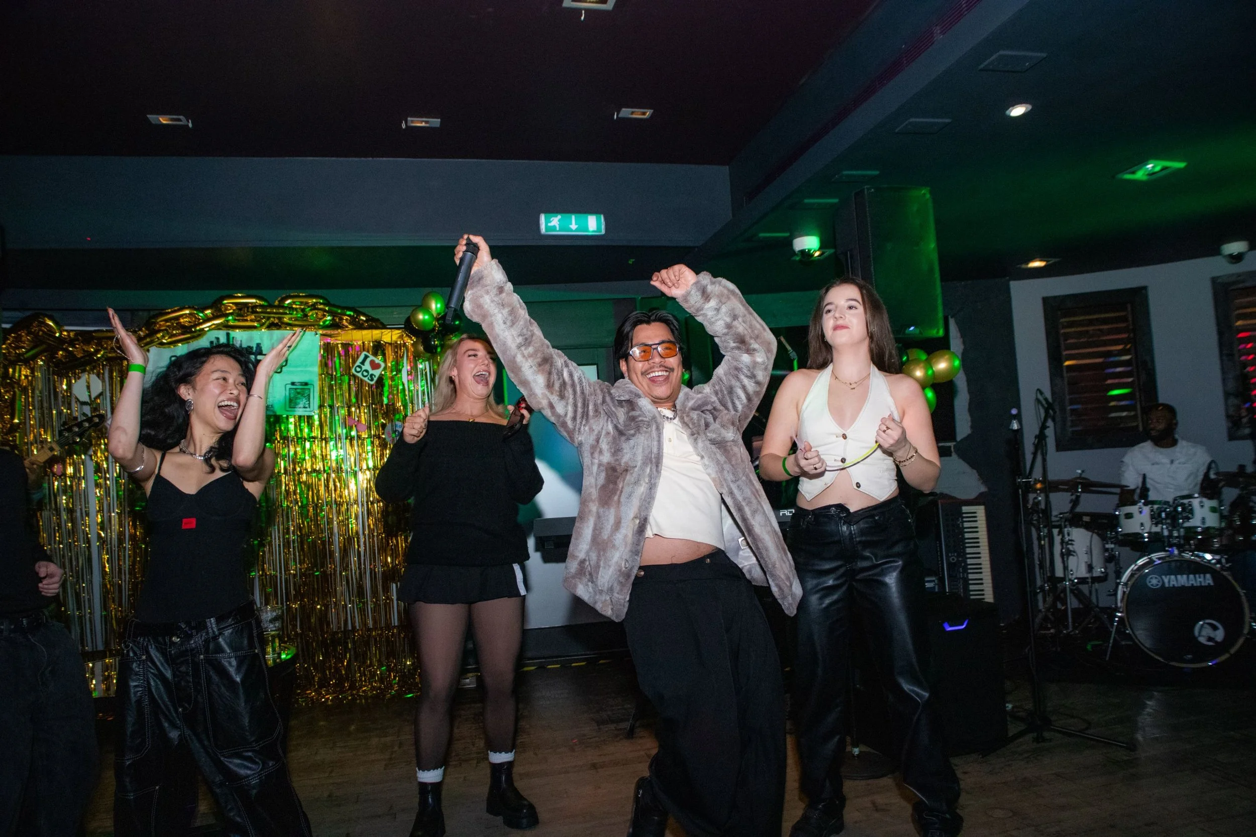 Vibe city 11-25-141.jpg