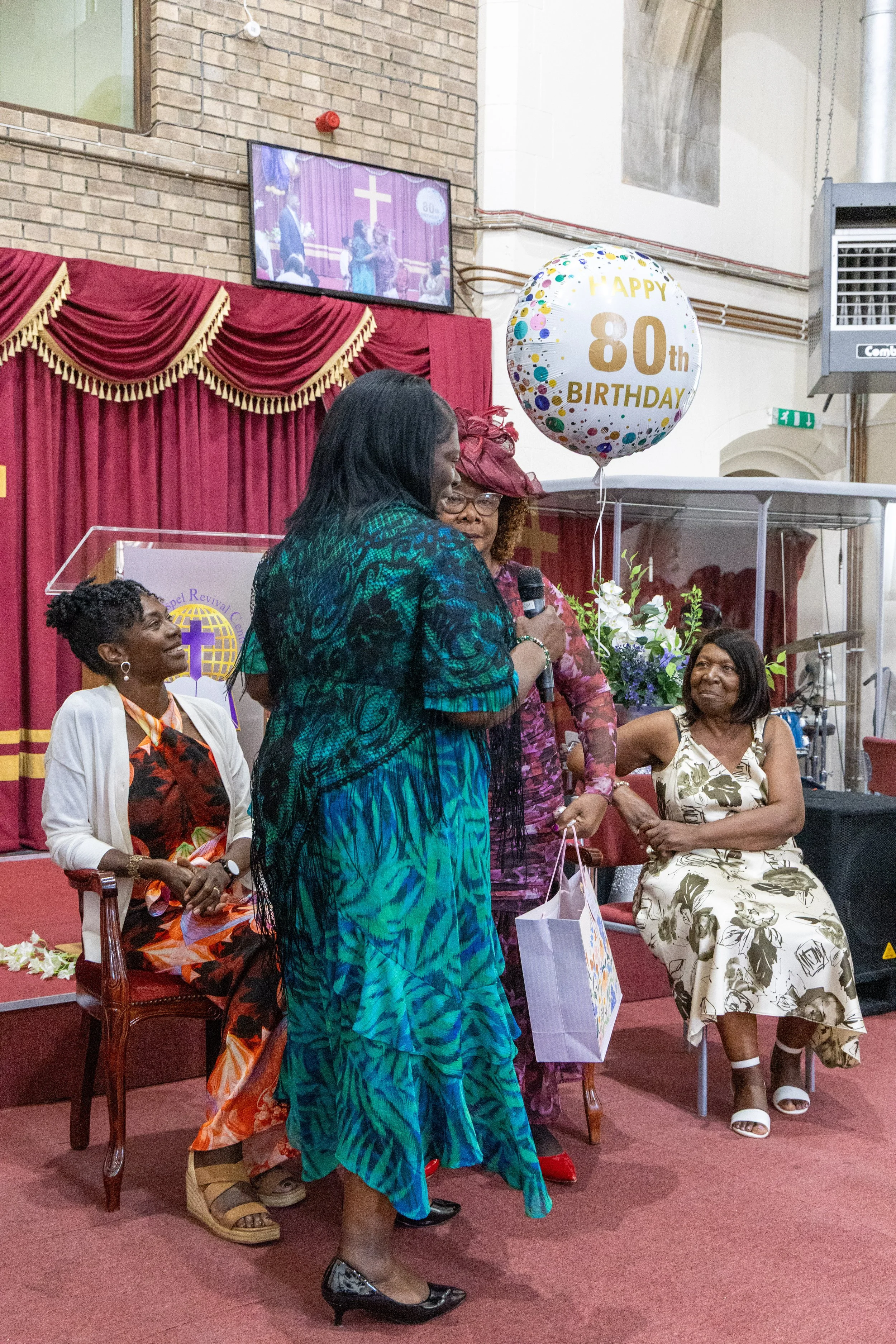 Pearl's 80th-86.jpg