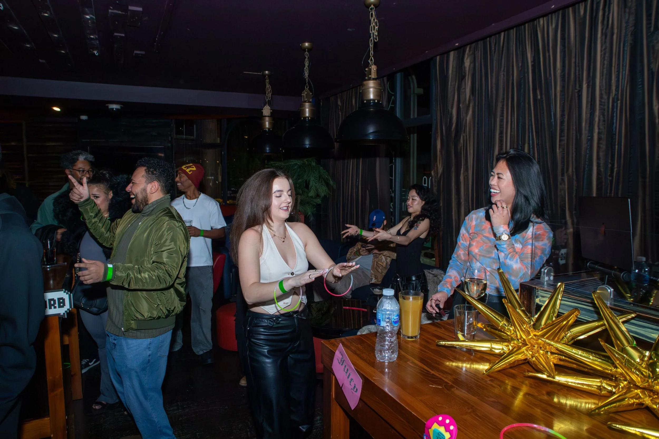 Vibe city 11-25-102.jpg