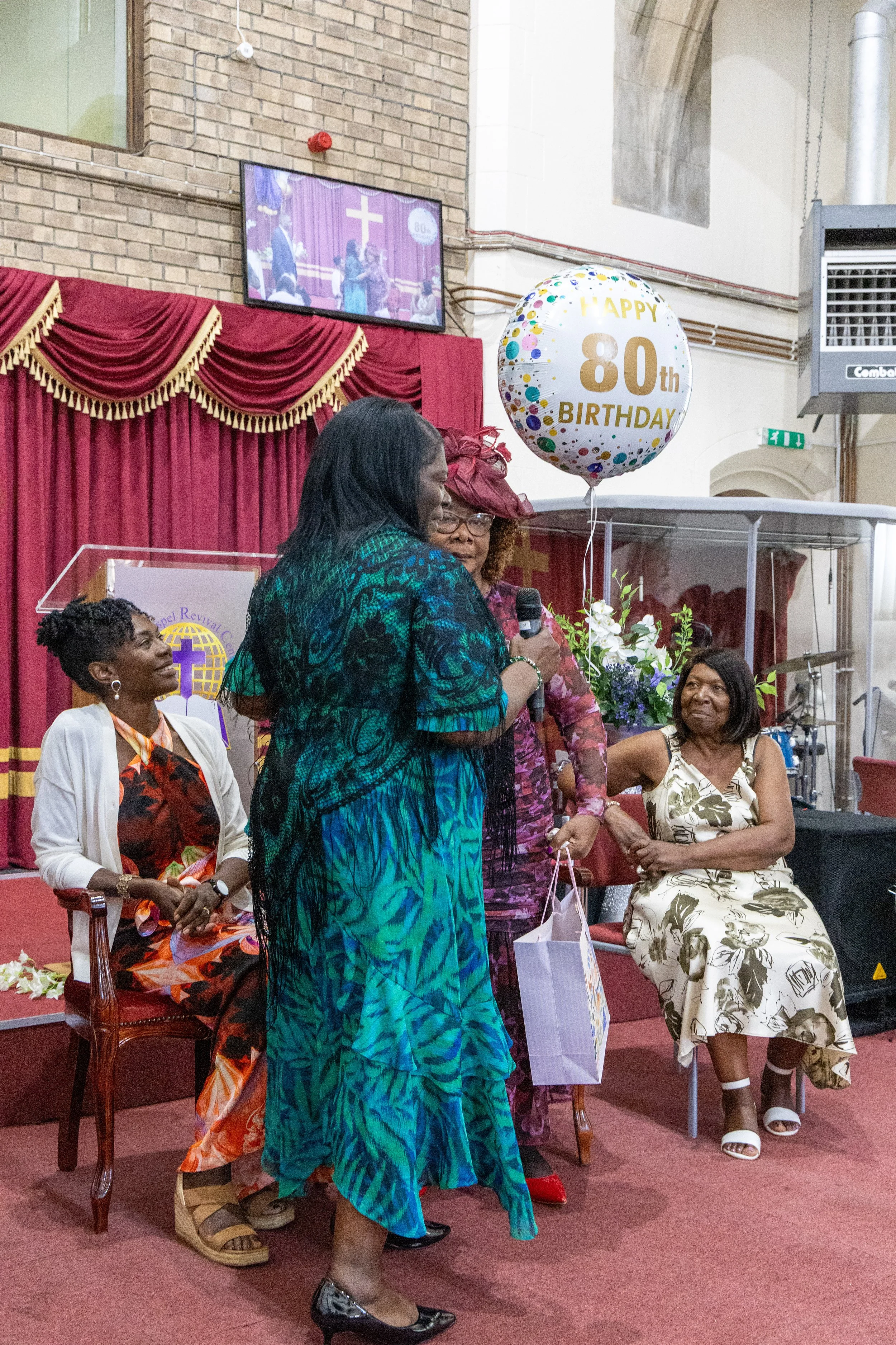 Pearl's 80th-85.jpg
