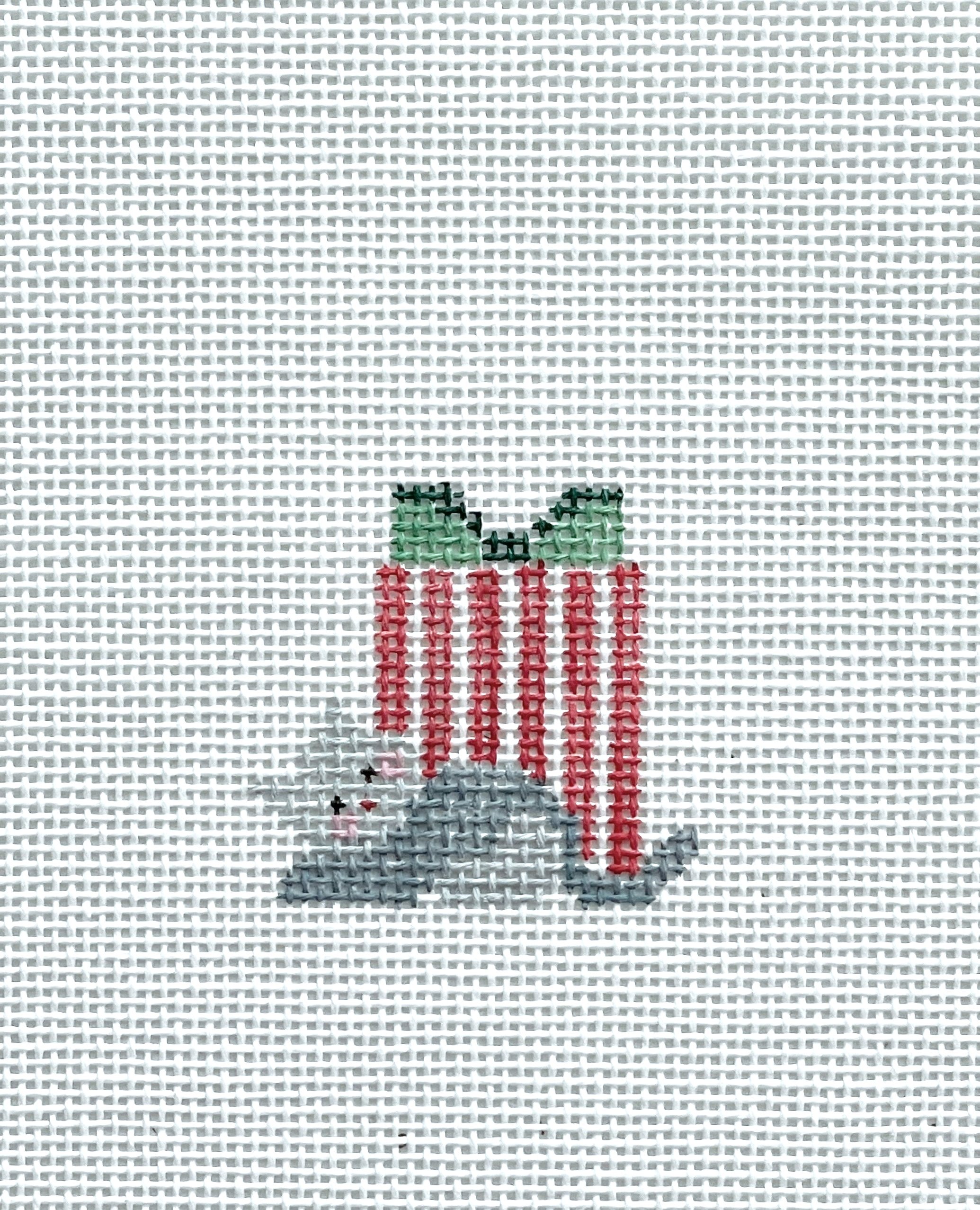 Tiny+Ornament+Series+-+Kitty+and+Package.jpg