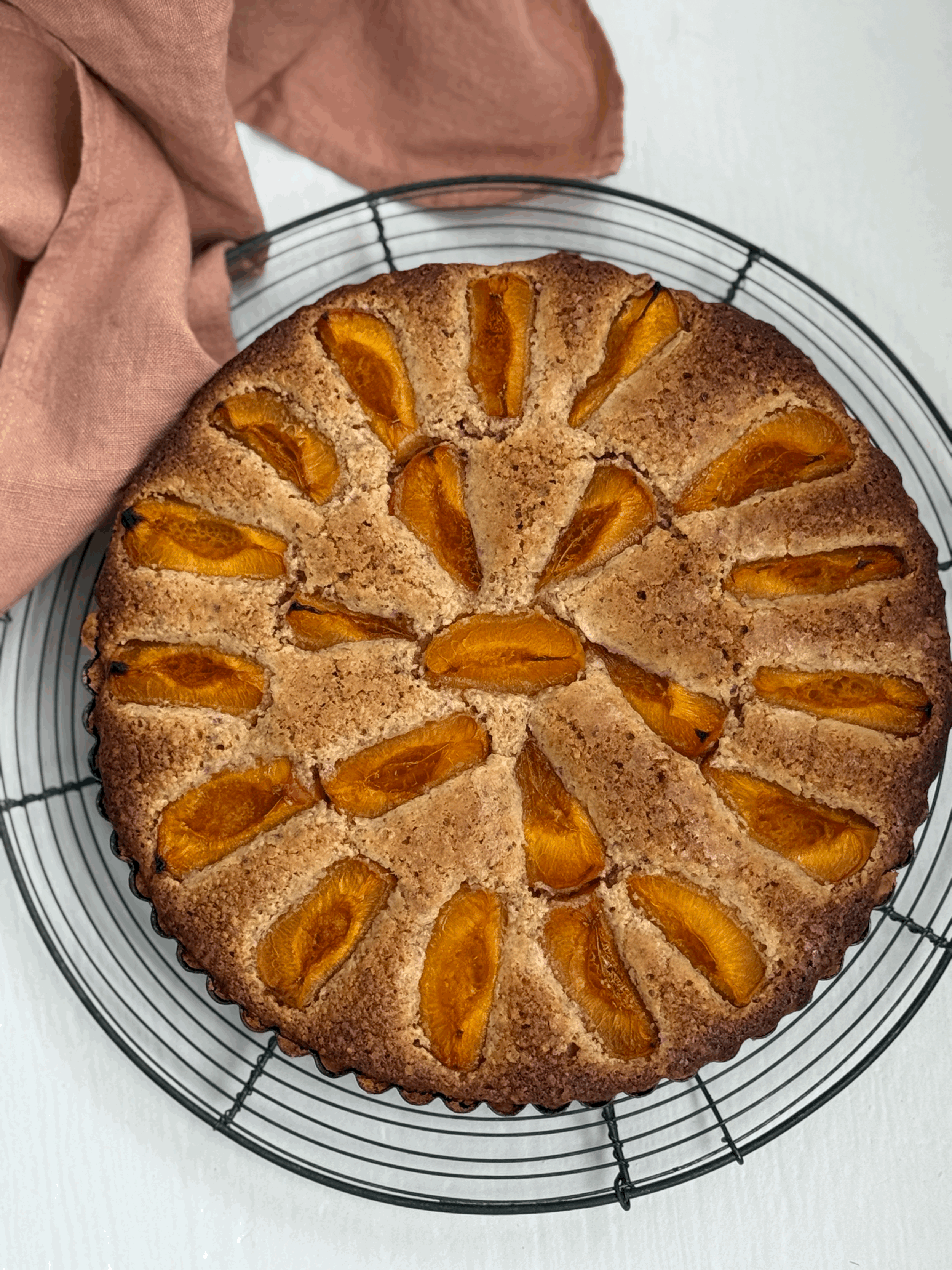 Apricot and almond frangipane tart