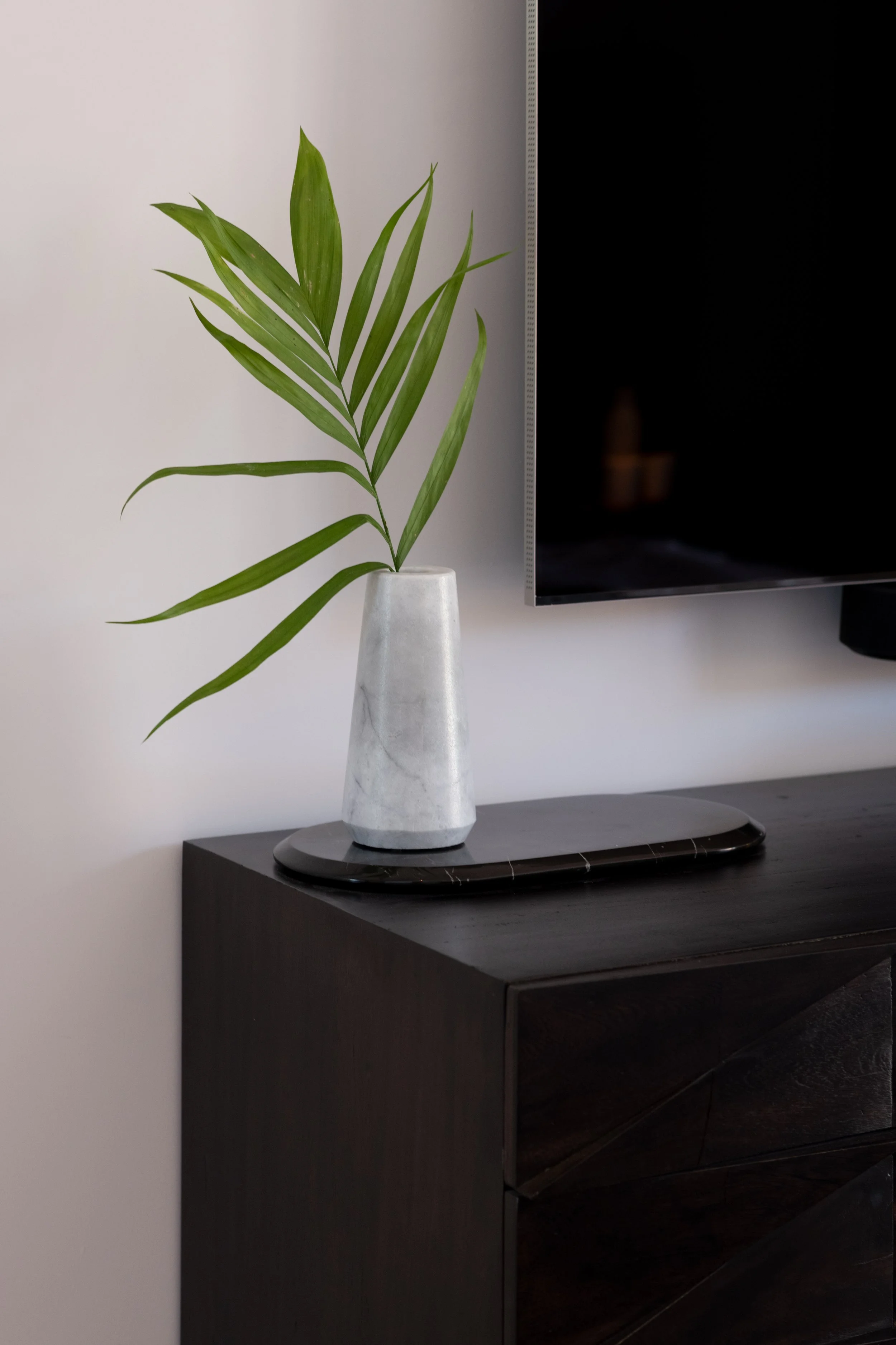 21_Iyari A1_ Main Bedroom Accessories.jpg