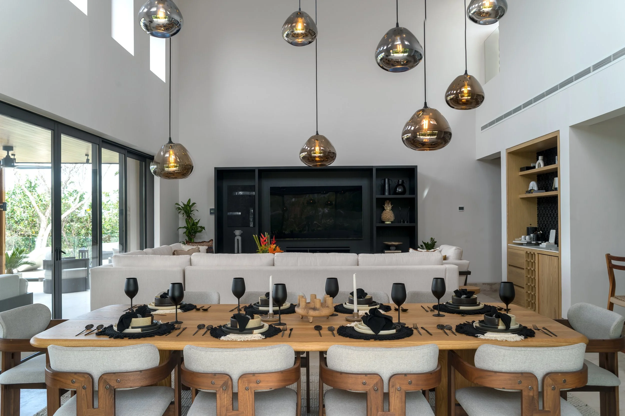 07_Iyari A1_ Indoor Dining 01.jpeg