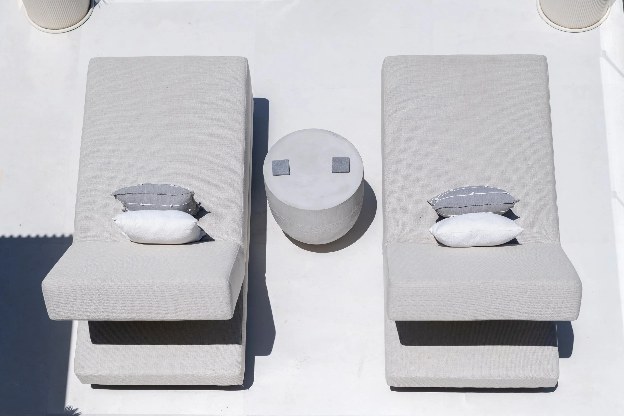 35_Iyari A1_Outdoor Day Beds.jpg