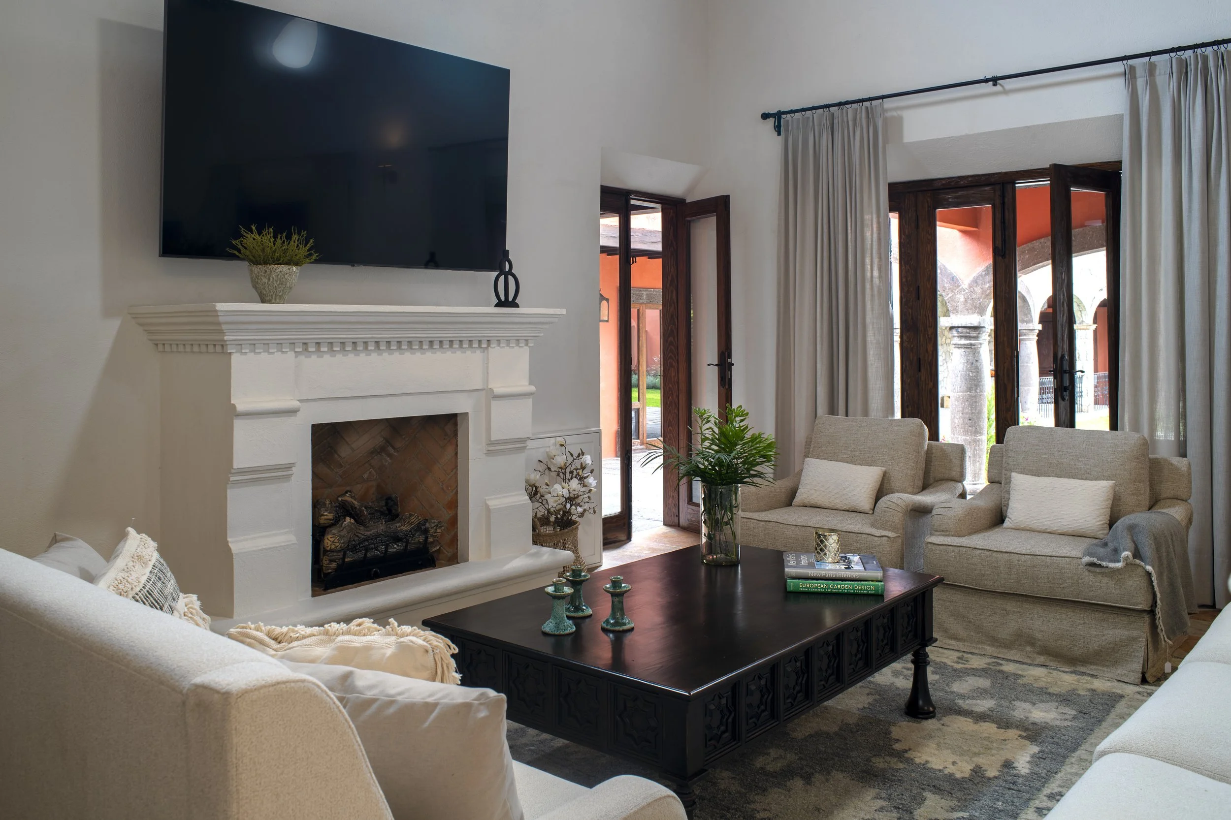 El Cardo Living Room / Sala