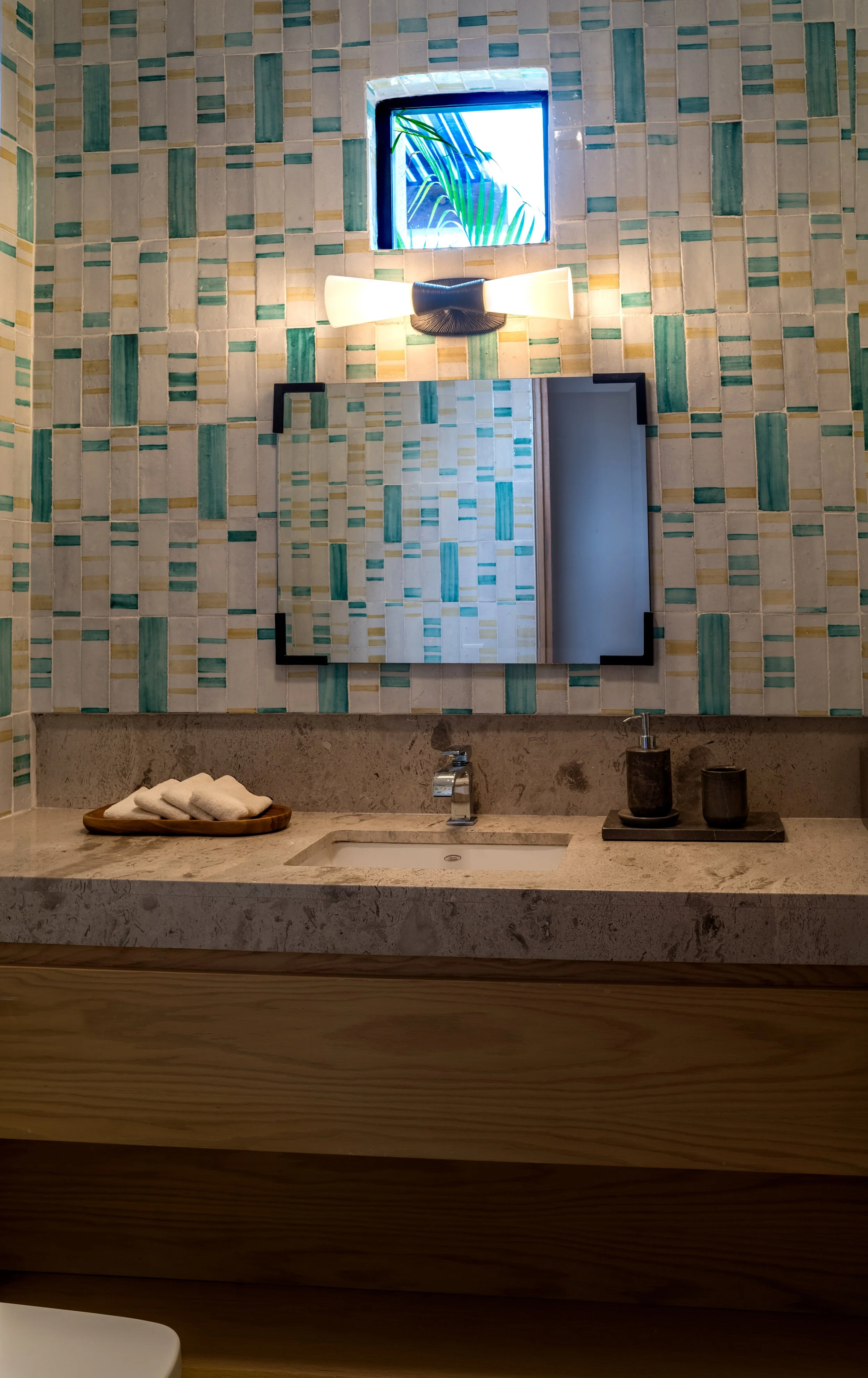 13_Iyari A1 Powder Room.jpg